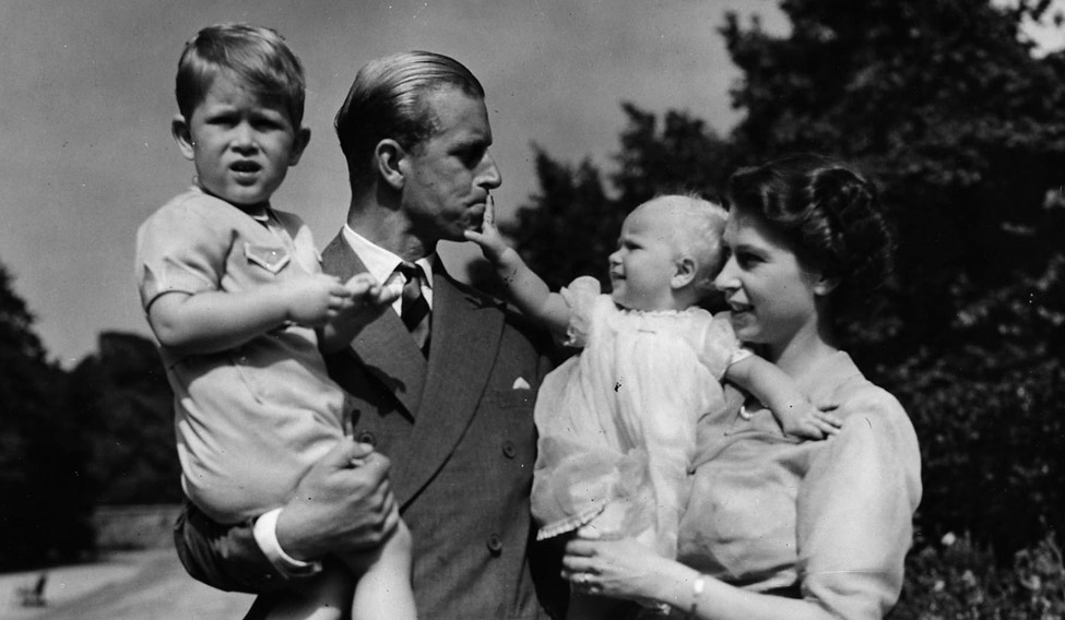 Britain Queen's 90th Photo Gallery