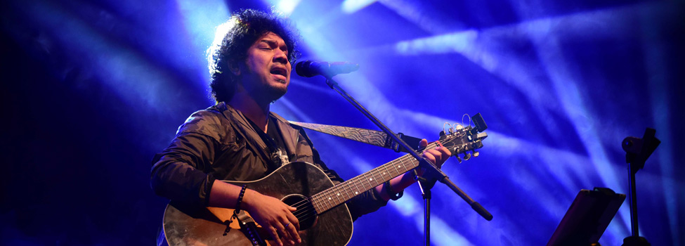 singer-papon-at-north-east-festival