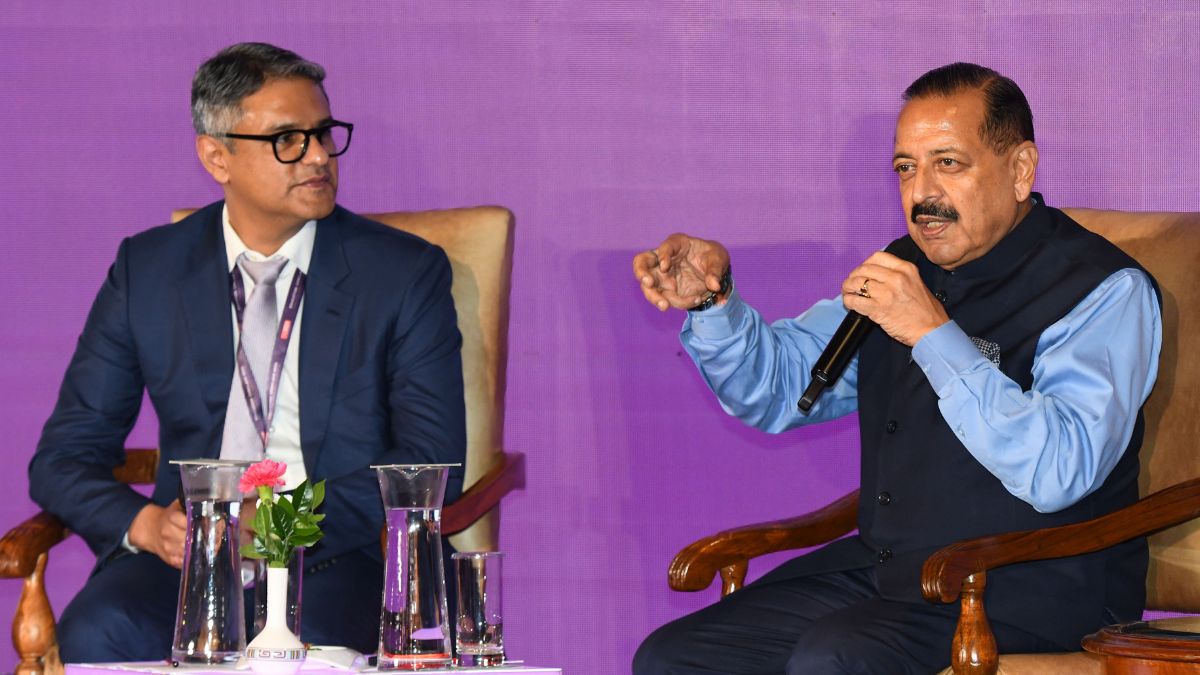 Dr Jitendra Singh, Minister of State (Independent Charge) for Science and Technology, in conversation with Riyad Mathew, Chief Associate Editor and Director, THE WEEK, during THE WEEK’s Education Conclave in New Delhi | Sanjay Ahlawat