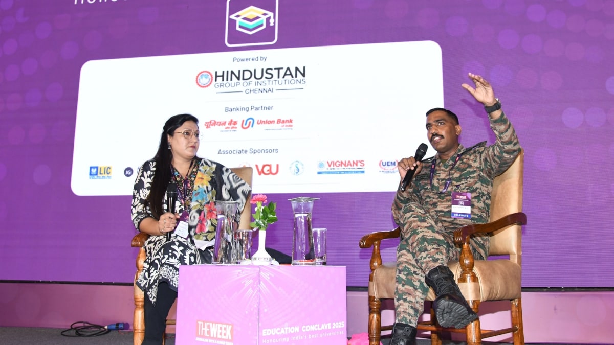Kanu Sarda, Senior Correspondent - The Week, in conversation with Major Raj Prasad  at The Week Education Conclave in New Delhi | Sanjay Ahlawat