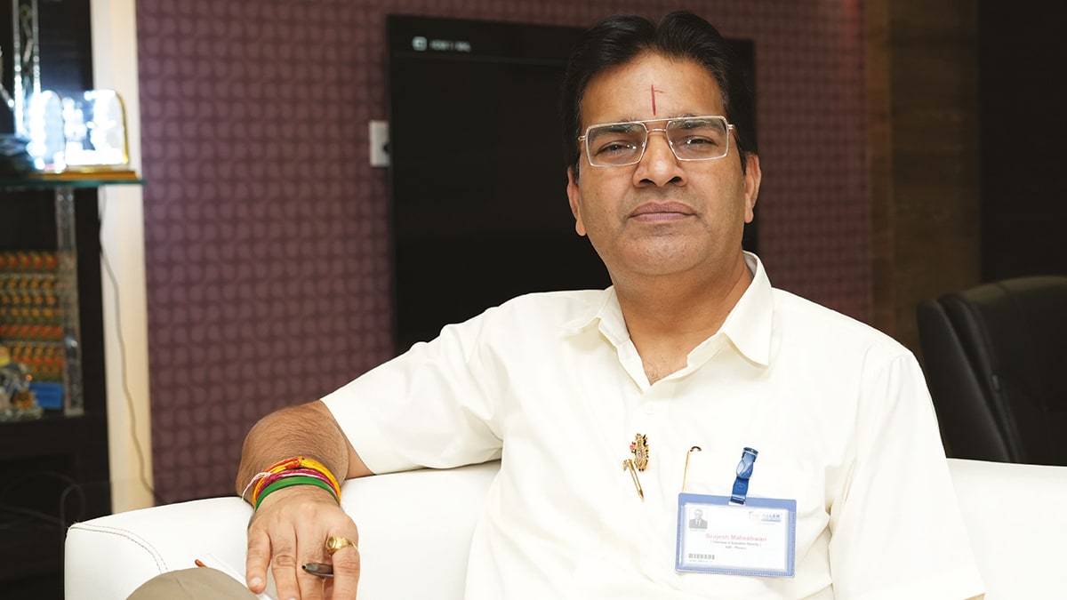 Dr Brajesh Maheshwari