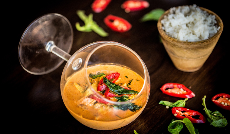 Bo-Tai's Massaman curry with stem rice 