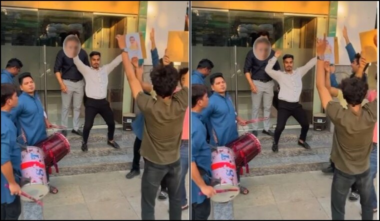 Pune man and his friends danced outside his office after quitting | Video screengrabs