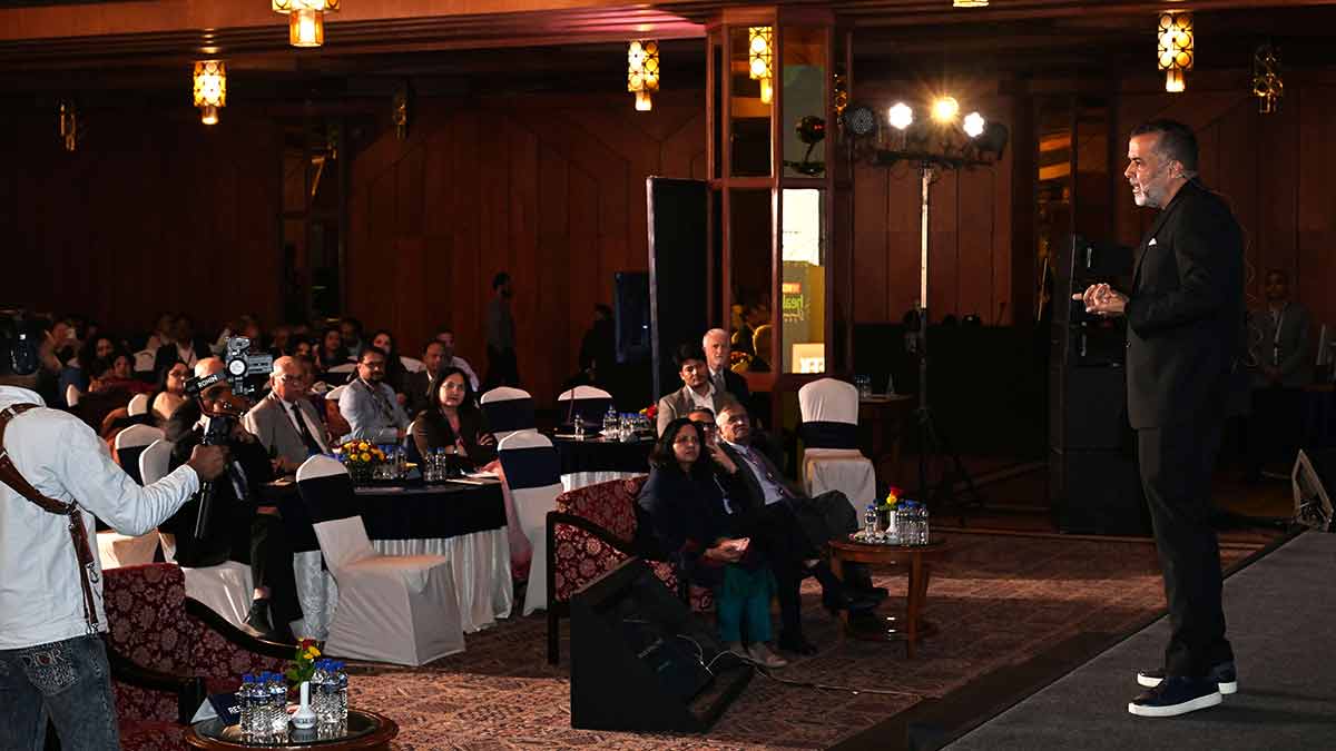 Mind and body are one: Chetan Bhagat | Sanjay Ahlawat