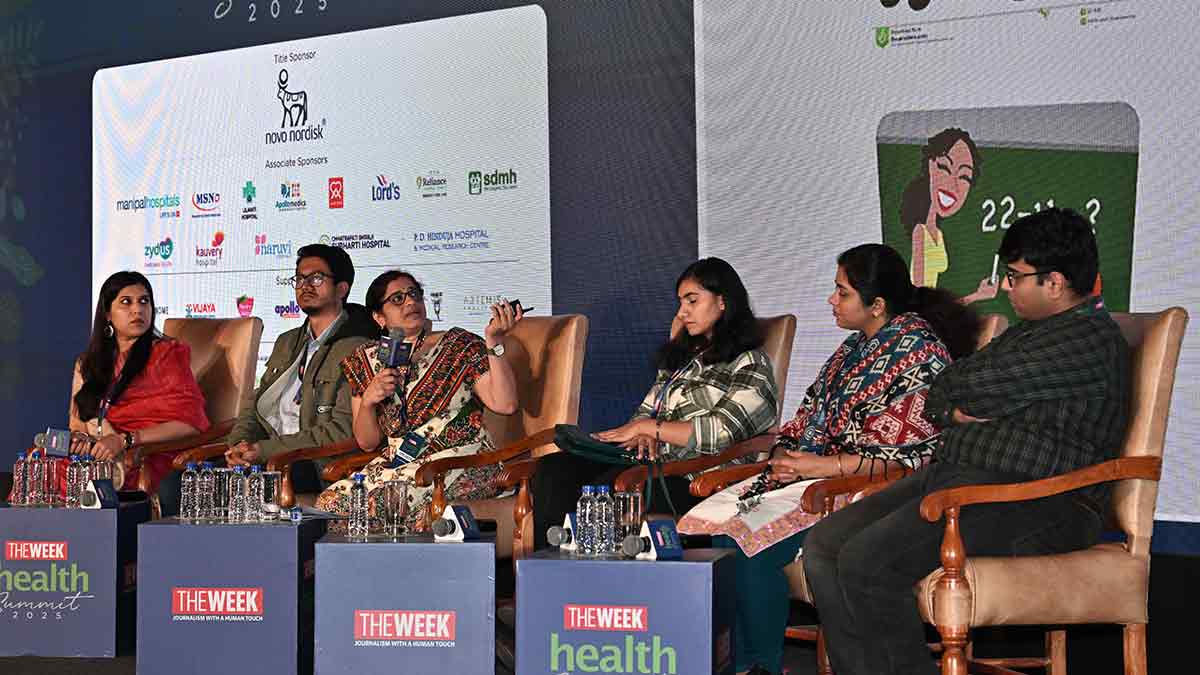 Namrata Biji Ahuja (extreme left) with Dr Amiy Verma (second from left), Dr Jyothi Kakumanu (third from left), and Dr Manyata (second from right) | Sanjay Ahlawat