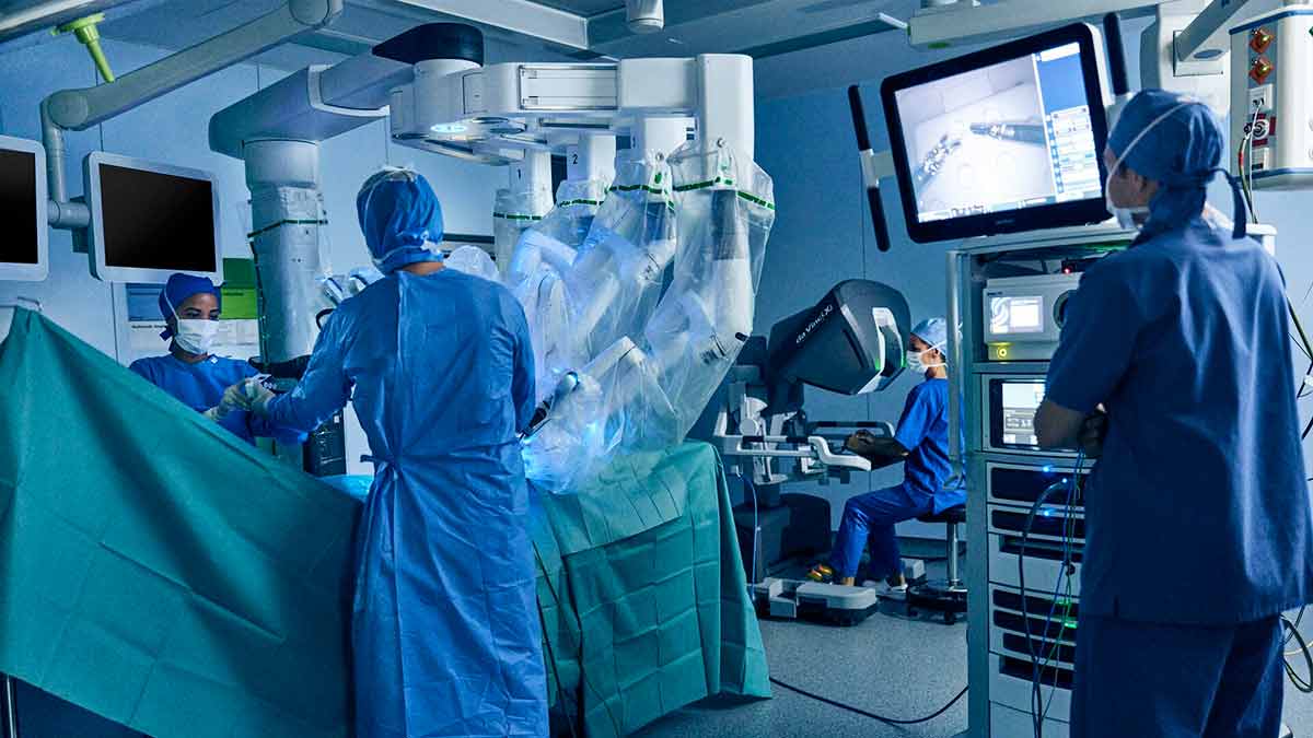 38-Representative-image-of-a-robotic-assisted-surgery