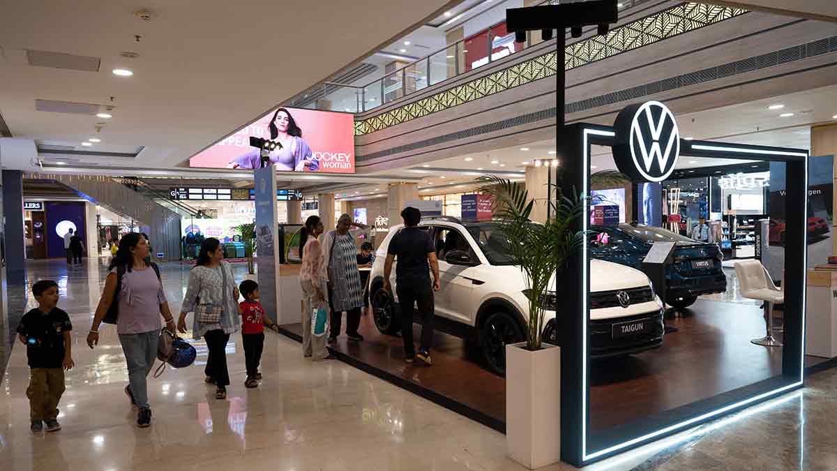 On the fast lane: Automotive retail sales hit a record in October | Amey Mansabdar