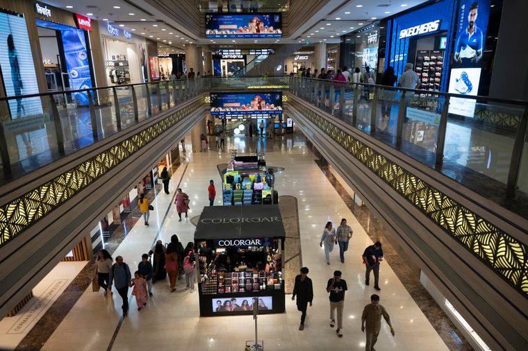 Splurge time: Malls all over India saw higher footfall in the festive season | Amey Mansabdar