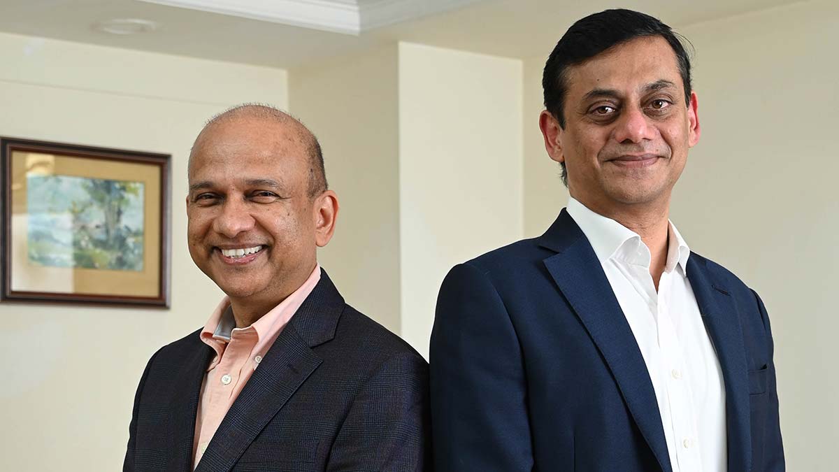60-Dr-Jame-Abraham-and-Dr-Madhu-Sasidhar