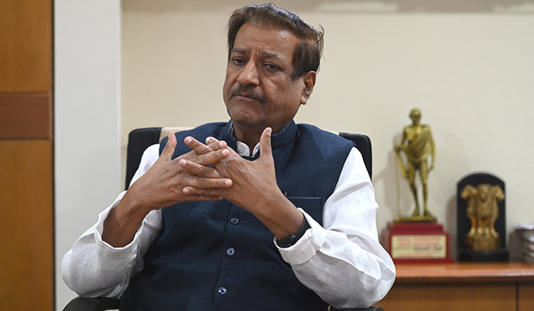 35-Prithviraj-Chavan