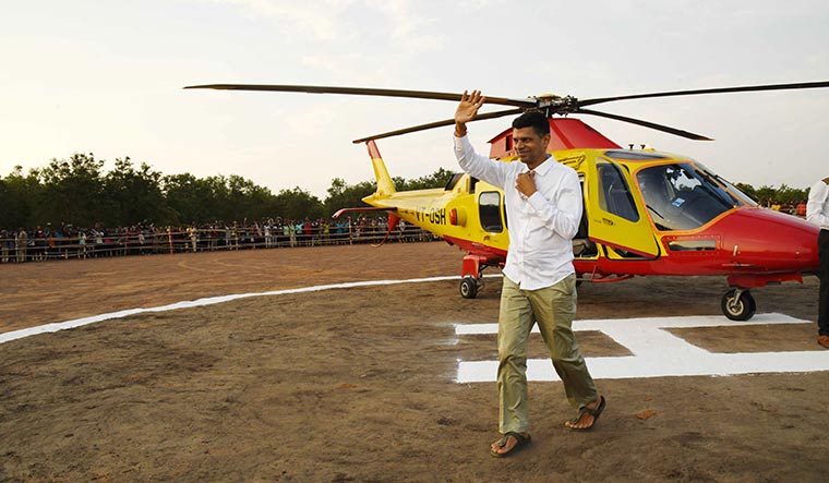 Heir apparent: Pandian at a rally in Odisha | Sanjay Ahlawat