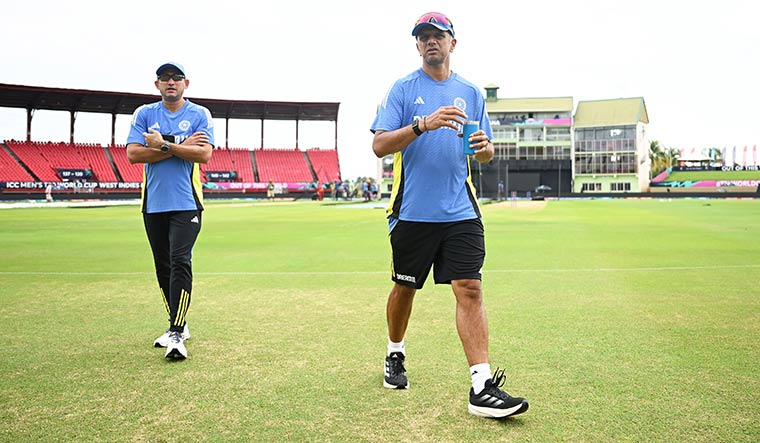 Back-end force: Ajit Agarkar and Rahul Dravid | Getty Images
