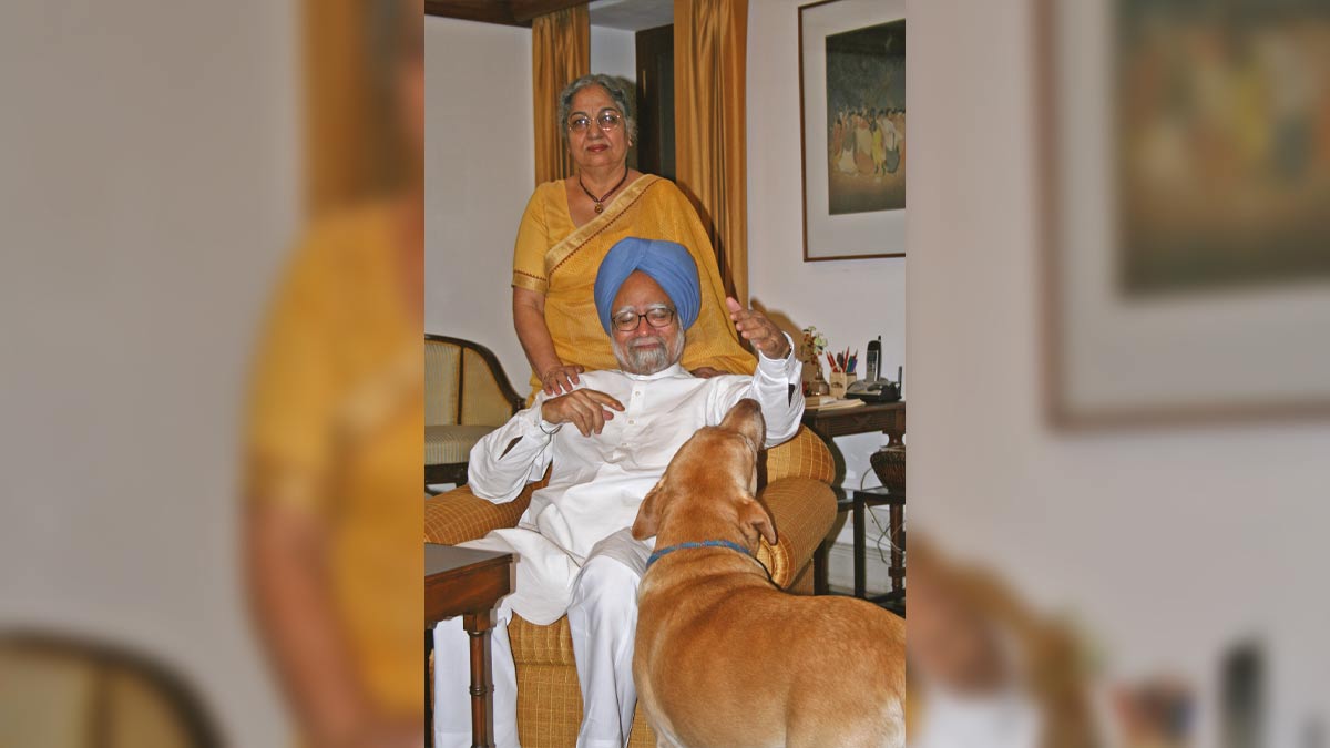 A light moment: Singh with wife Gursharan Kaur and their dog Snoopy at Race Course Road in 2005.