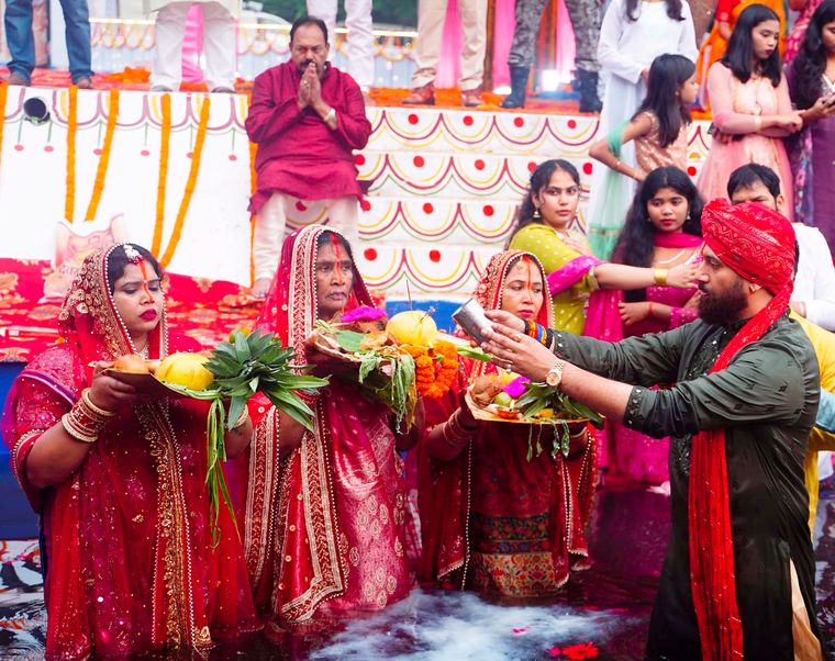 Divine assistance: Union Minister Chirag Paswan performs rituals on the last day of the ‘Chhath Puja’ festival in Patna | PTI