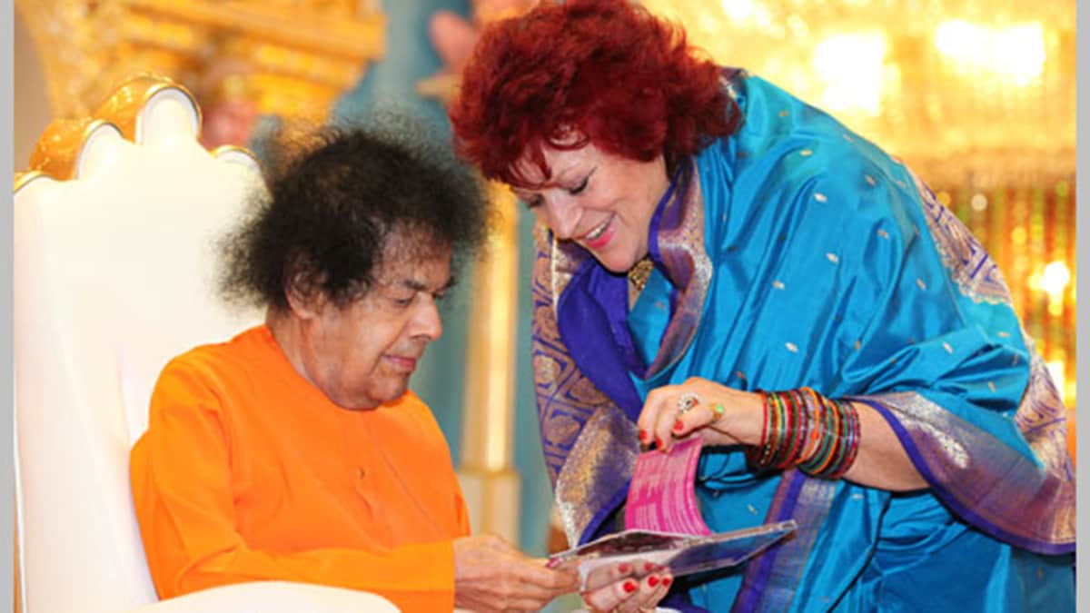 spiritual diamonds: Dana Gillespie presenting an album.