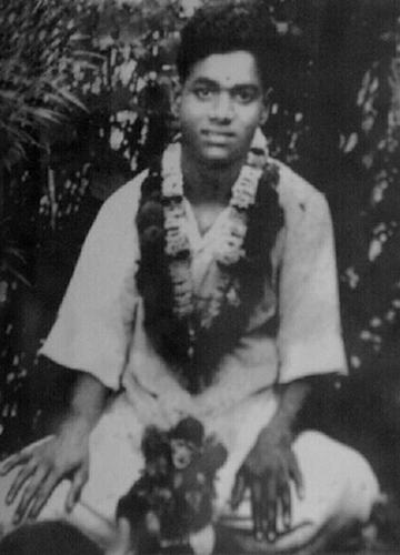 The moment of change: At the age of 14, Baba declared he was the reincarnation of Shirdi Sai Baba