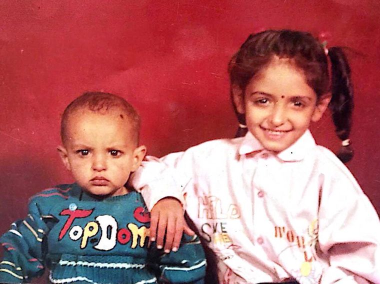 A young Harmanpreet with her brother | instagram@imharmanpreet kaur