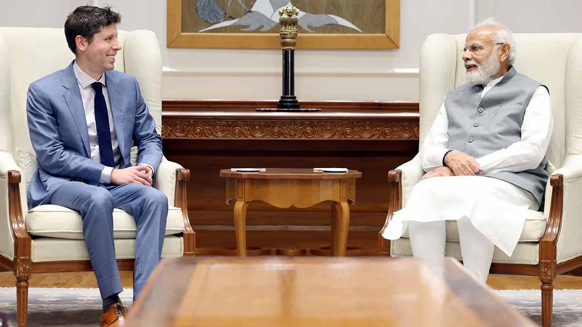 35-Sam-Altman-of-OpenAI-with-Prime-Minister-Narendra-Modi