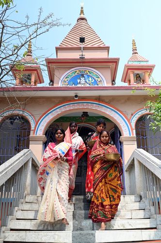 Right to pray: Dalit women of Gidhagram village in West Bengal’s Burdwan district come out from a Shiv temple; they had been denied entry to this temple during Maha Shivratri, but they finally entered on March 12 under police protection | Salil Bera