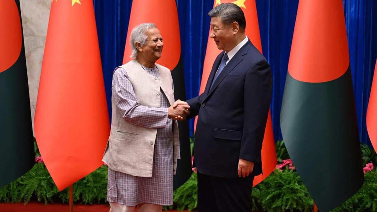 23-Yunus-with-Chinese-President-Xi-Jinping