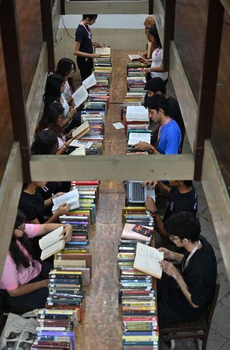 Poise and purpose: St. Xavier’s College, Mumbai | Amey Mansabdar