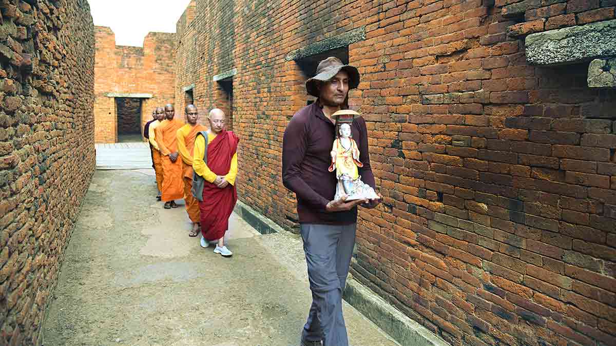 26-Buddhist-monks-follow-Deepak-Anand