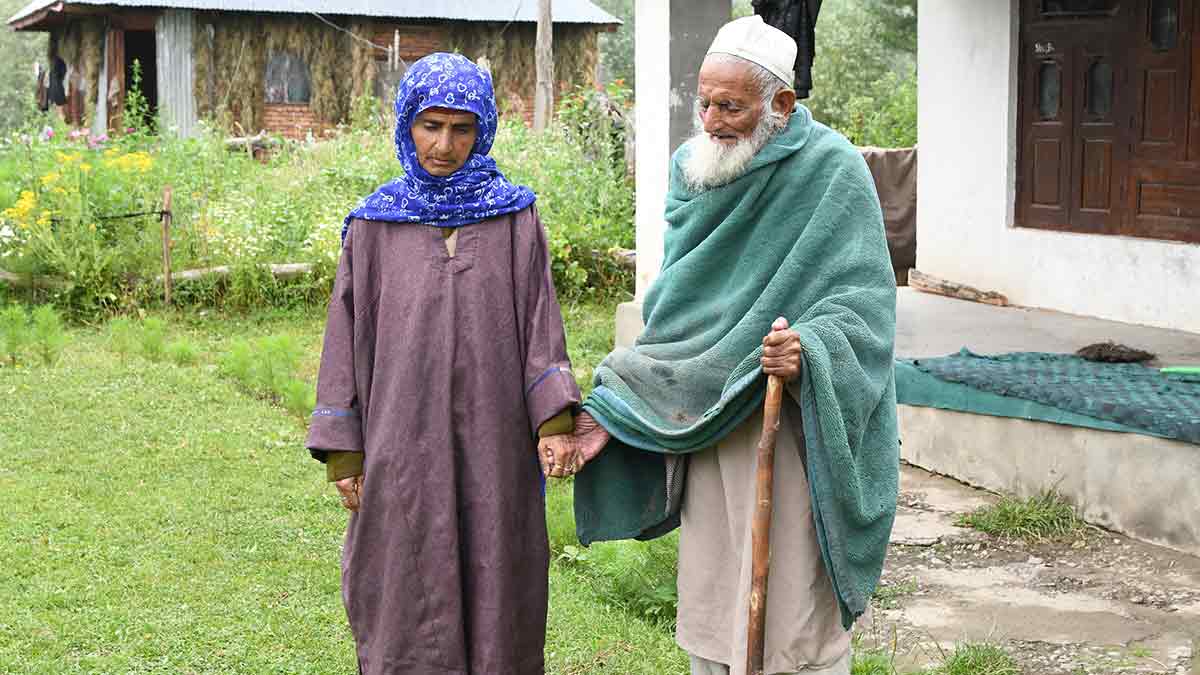 Endless agony: Gul Hassan Shah and his wife Zulekha Banoo still await justice after their son was killed by terrorists 22 years ago | Sanjay Ahlawat