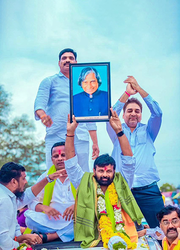 Laxman Hake | Instagram