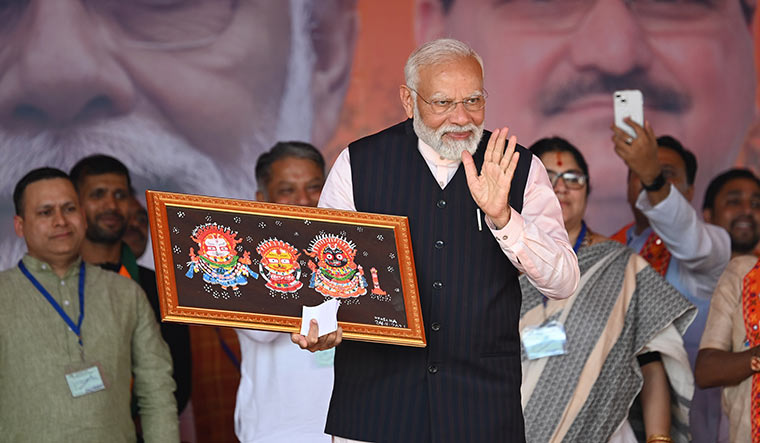 22-Modi-during-a-rally-in-Arambagh 22-Modi-during-a-rally-in-Arambagh