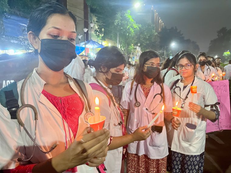 Seeking justice: Medical students holding  a candle-lit rally in Kolkata | Salil Bera