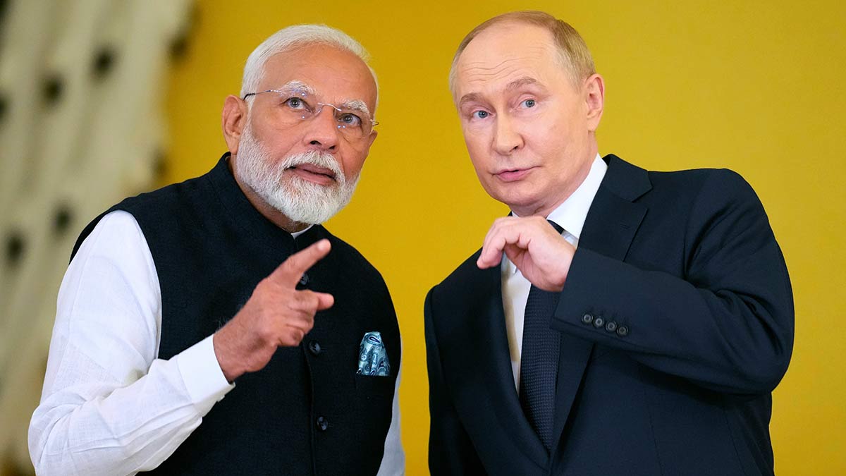 Why Vladimir Putin’s Defense Deal With India Shocked Beijing