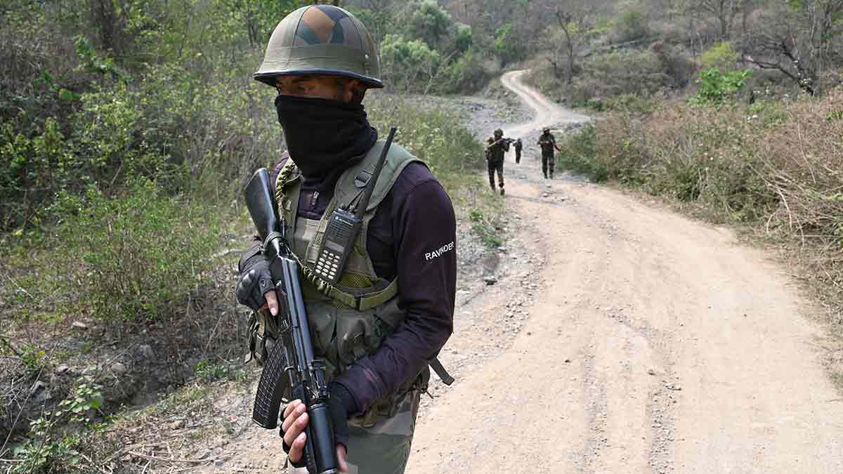 56-Patrolling-along-the-India-Mynamar-border
