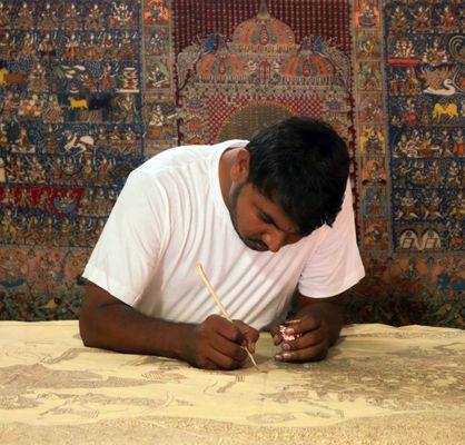 Sketching beauty: Kirit drawing a Mata Ni Pachedi art-work
