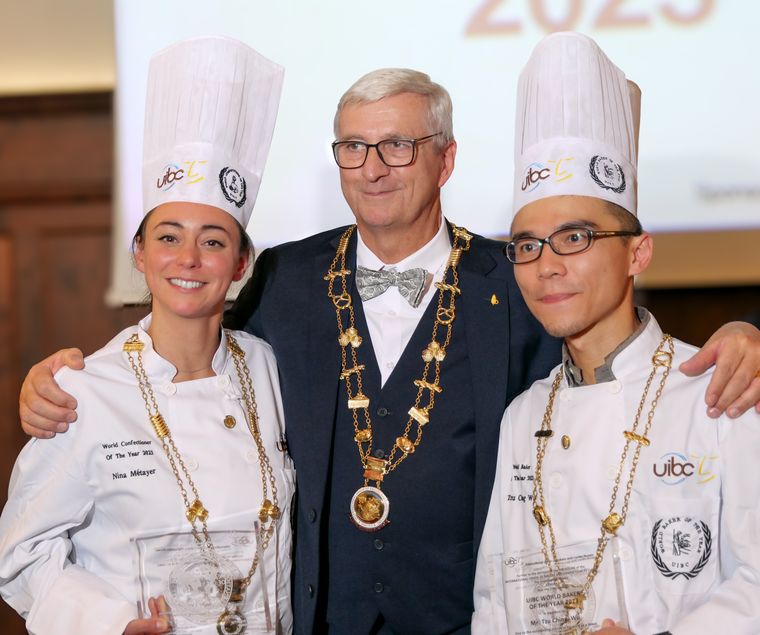 Tasting success: Nina (left) with Günther Koerffer, former president of the International Union of Bakers and Confectioners, and Wu Tzu Ching, who won the world baker of the year award.
