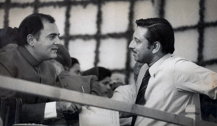 69-Rajiv-Gandhi-and-Mani-Shankar-Aiyar