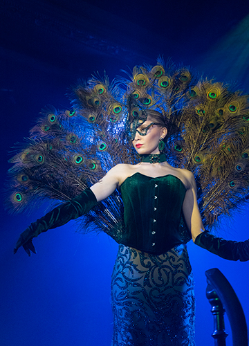 The show must go on: An artiste performs at Dramique, billed as India’s first theatrical dining experience.