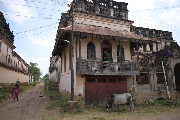 A dilapidated mansion in Rayavaram, Pudukottai | Bhanu Prakash Chandra