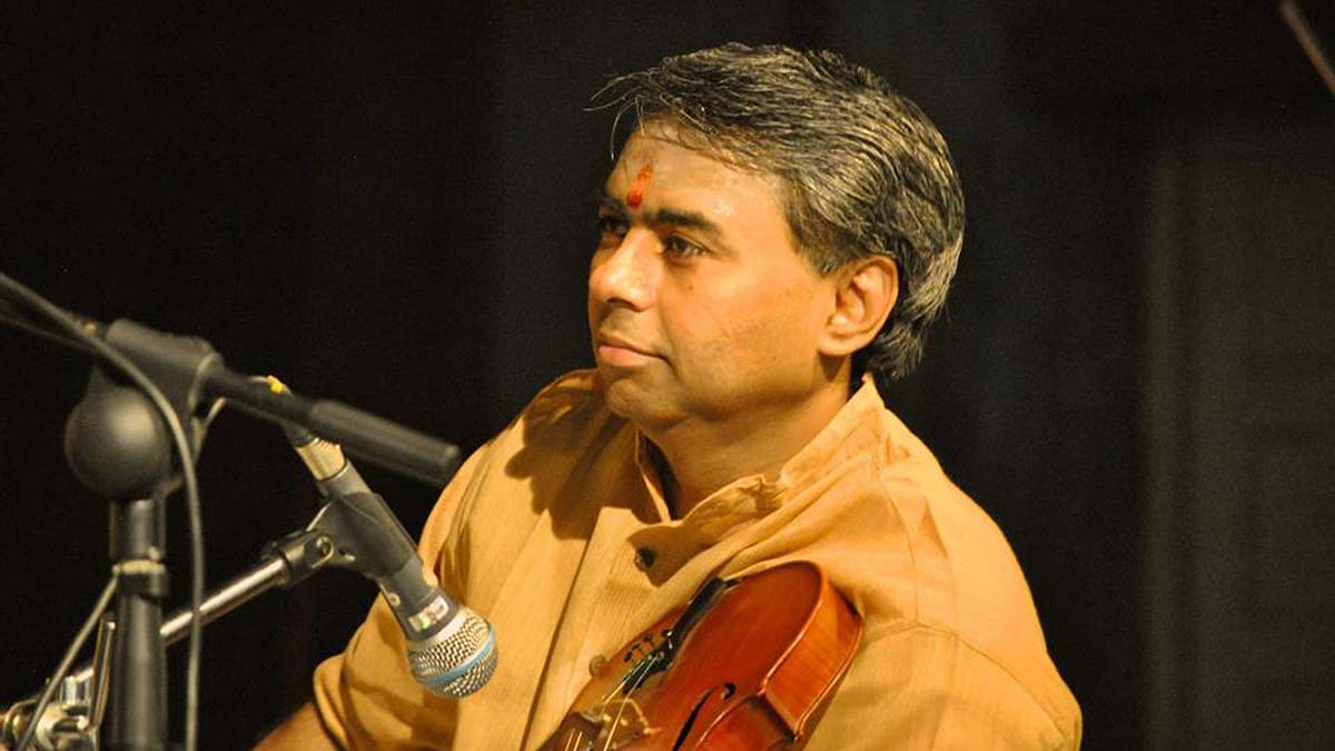 RK Shriramkumar, violinist.  photo courtesy:  rkshriramkumar.org