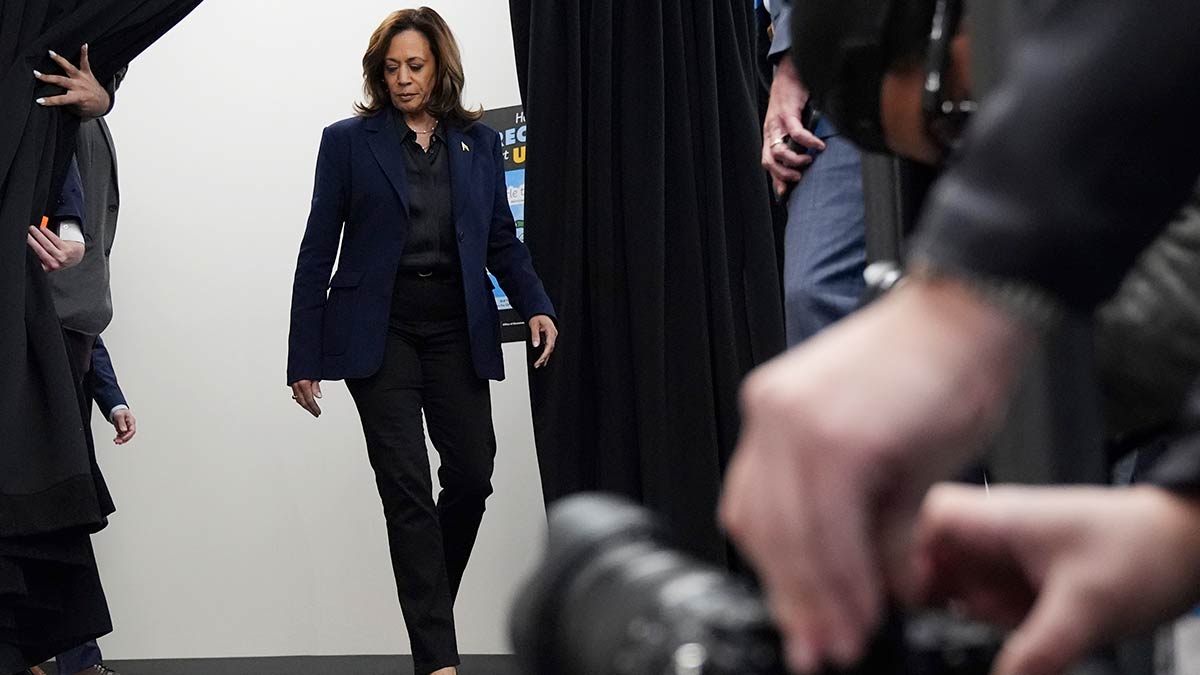 Kamala Harris vs Trump With just a few days to election day, US