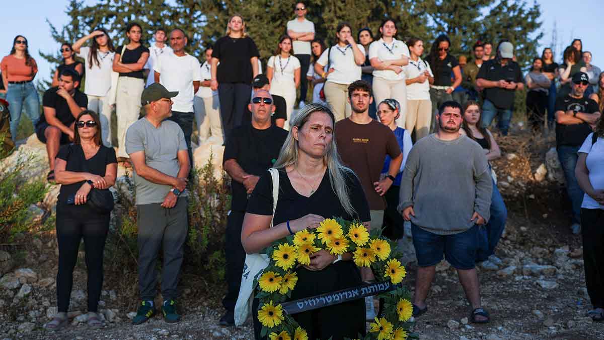 Endless conflict: People mourn Staff Sergeant Itay Yavetz of the Israel army, who was killed in southern Gaza during the ongoing ceasefire | Reuters