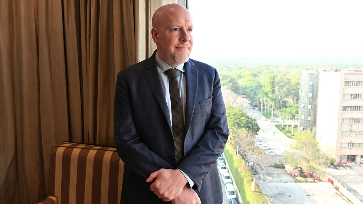 Richard Rossow | Sanjay Ahlawat