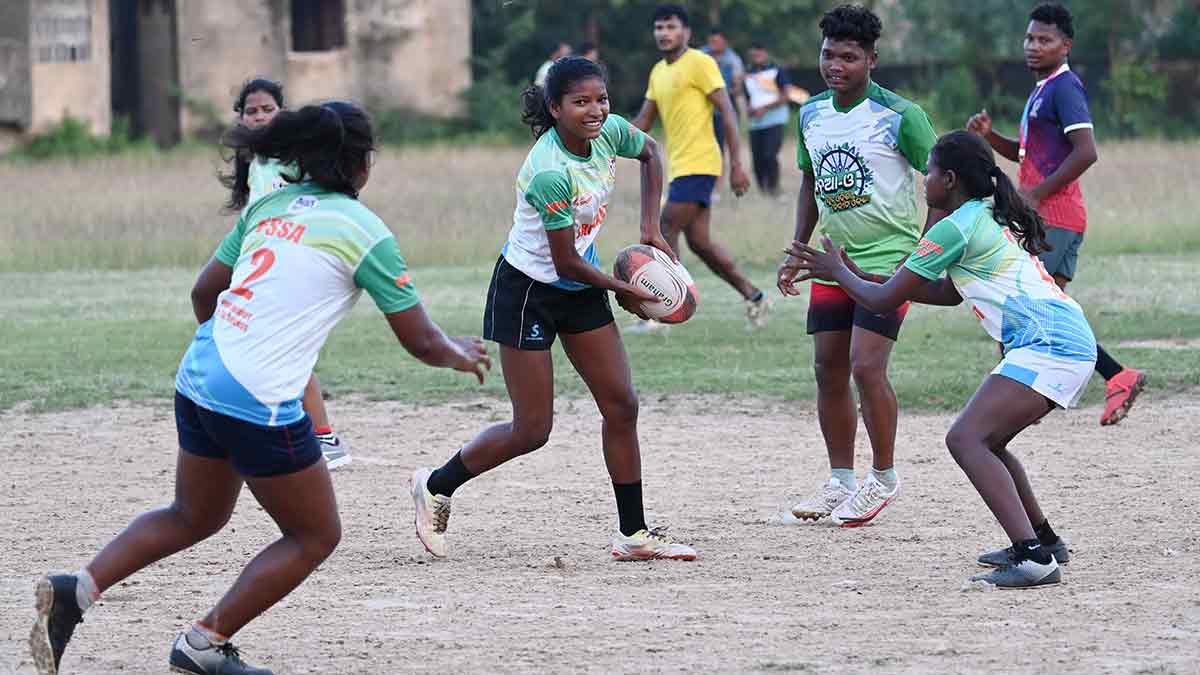 58-Children-playing-rugby 58-Children-playing-rugby
