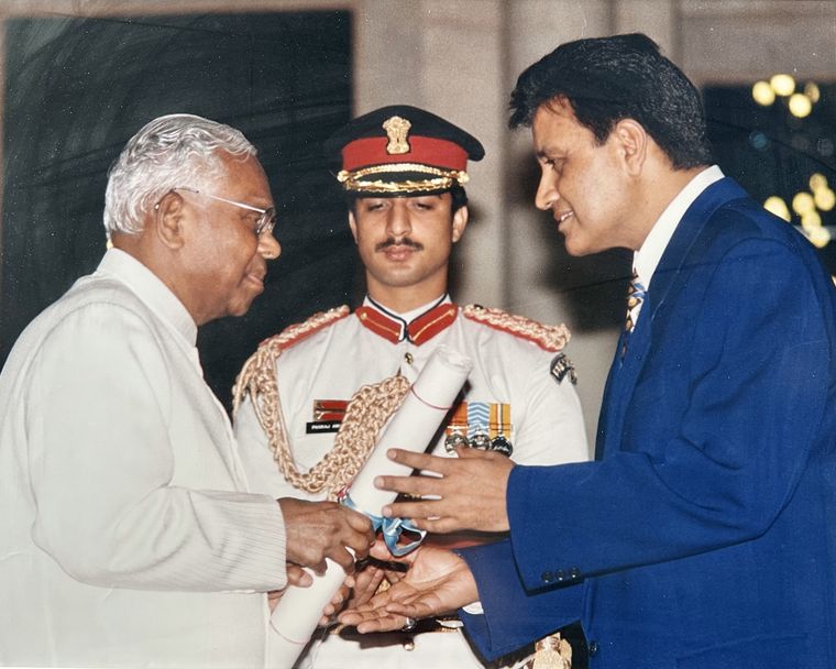 Receiving the Padma Shri from President K.R. Narayanan in 1999.