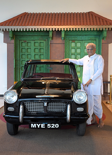 Heggade with his first car—a 1962 Standard Herald | Bhanu Prakash Chandra