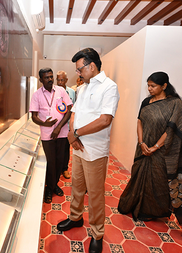 Reclaiming history: Chief Minister M.K. Stalin with Lok Sabha member Kanimozhi after the inauguration of the Porunai museum on December 20 | X@CMOTamilnadu