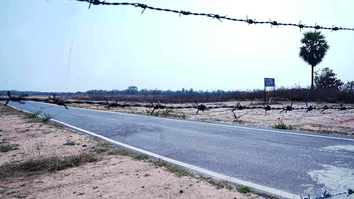 Runway to future: Mamnoor airport currently occupies 697 acres, having shrunk to one-third of its original size | Satyanarayana Gola