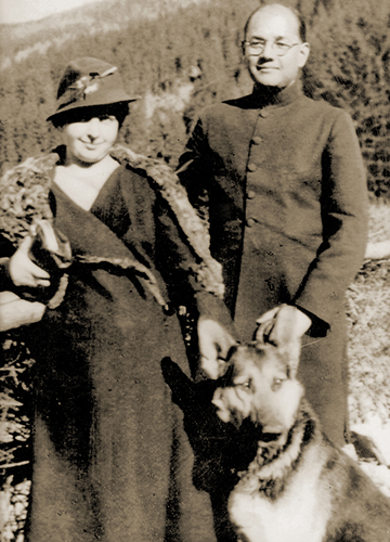 Romancing the rebel: Subhas Chandra Bose with his wife Emilie Schenkl in Austria.