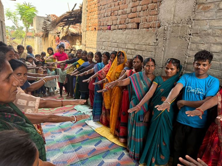 Learning verve: SFPI helps women in Bihar get access to education | Instagram@sfpiorg