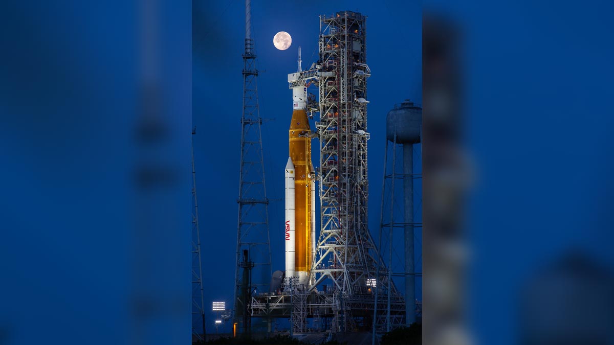 Moon shot: The Space Launch System (SLS), with the Orion crew capsule, at Kennedy Space Center in Florida | NASA