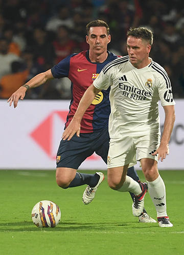 Owen (in white) during the legends match in Navi Mumbai | Amey Mansabdar